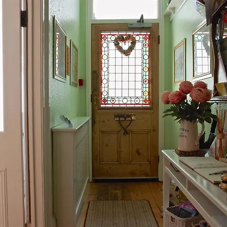 Pensión Chiltern 2*